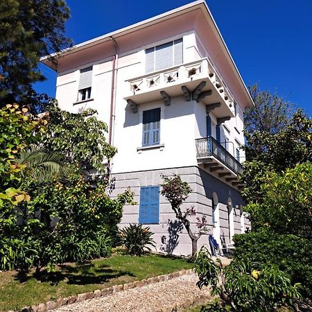 因佩里亚Casa Gazzano别墅 外观 照片