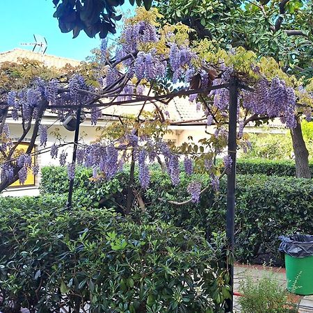 因佩里亚Casa Gazzano别墅 外观 照片