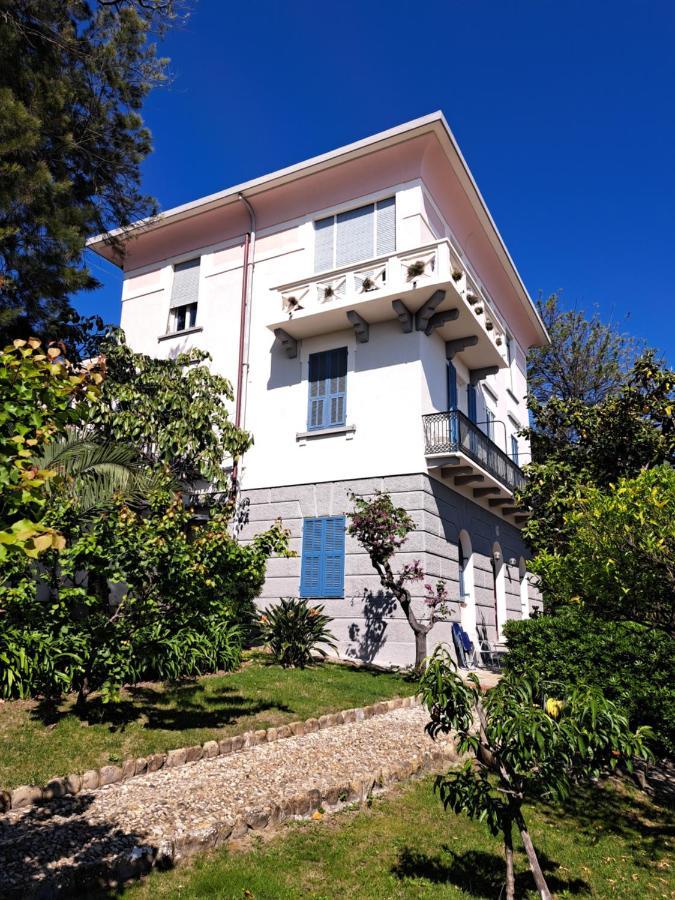 因佩里亚Casa Gazzano别墅 外观 照片